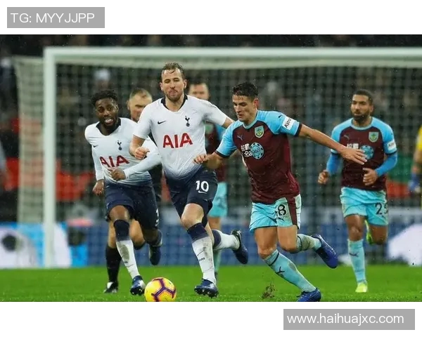 尤文图斯与弗洛西诺尼激战正酣直播盛况全程回顾与精彩瞬间分析 尤文图斯与弗洛西诺尼激战正酣直播盛况全程回顾与精彩瞬间分析