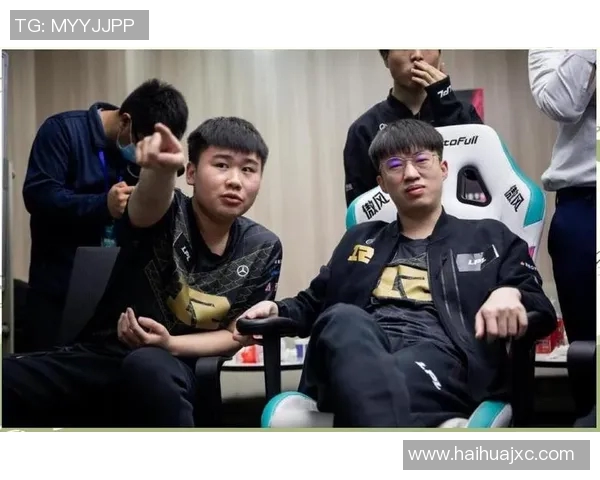 RNG战队意识对比深度解析与战术演变探讨 RNG战队意识对比深度解析与战术演变探讨