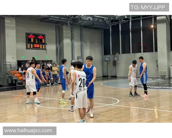 成都篮球队领跑最新篮球耐力排行榜TOP10展现强劲实力与团队合作精神 成都篮球队领跑最新篮球耐力排行榜TOP10展现强劲实力与团队合作精神