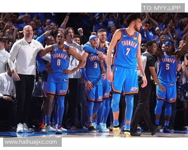 2016年NBA西部决赛雷霆与勇士的激烈对决与历史性时刻回顾